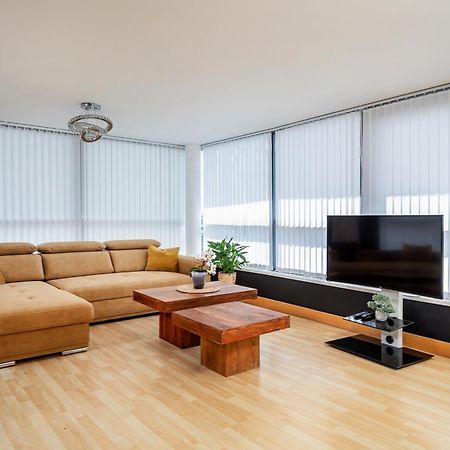 Large Central Penthouse In Leeds Leeds  Kültér fotó